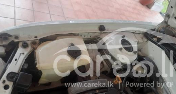 TOYOTA COROLLA AE110 1999