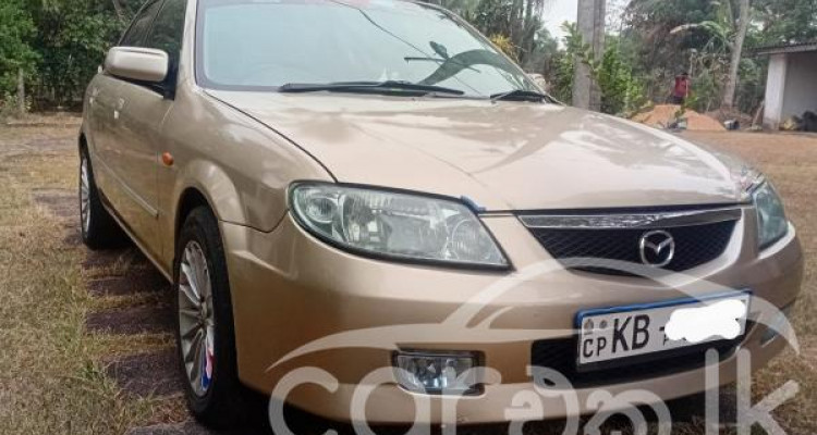 MAZDA FAMILIA 2001