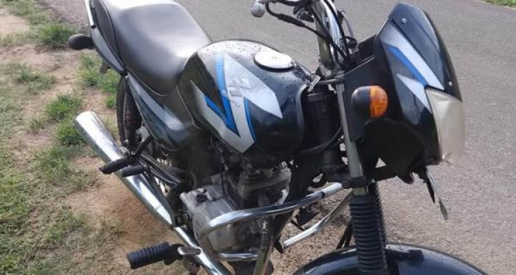 BAJAJ CT100 2011