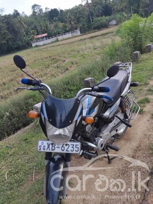 BAJAJ CT100 2011