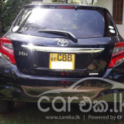 TOYOTA VITZ 2016