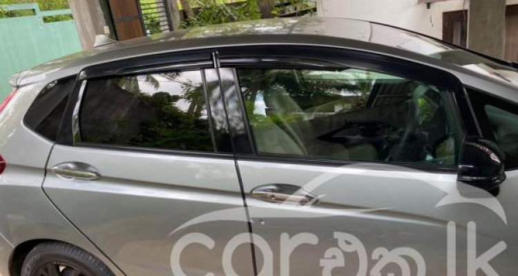 HONDA FIT GP5 2014
