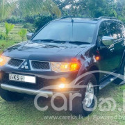 MITSUBISHI MONTERO SPORT 2011