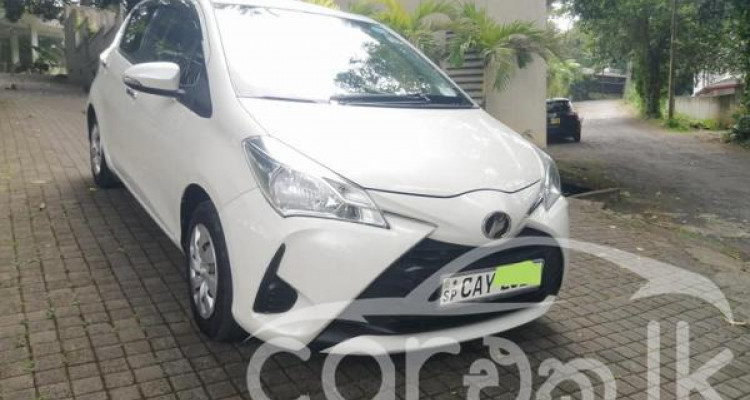 TOYOTA VITZ 2018