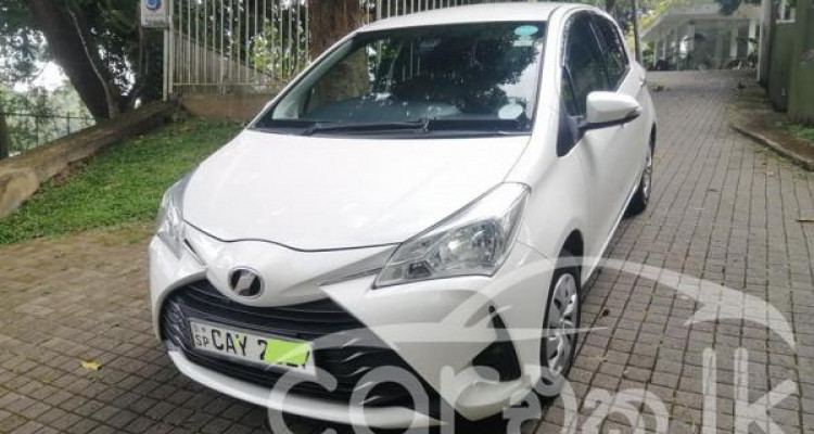 TOYOTA VITZ 2018