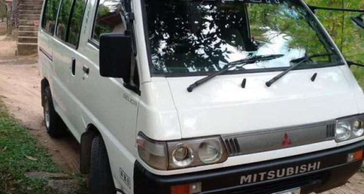 MITSUBISHI DELICA PO5 1990