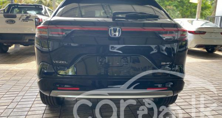HONDA VEZEL 2025