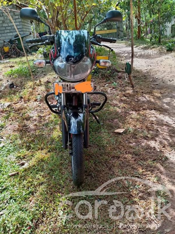 BAJAJ DISCOVER 135 2010