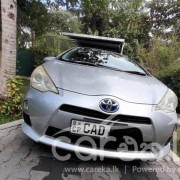 TOYOTA AQUA 2012