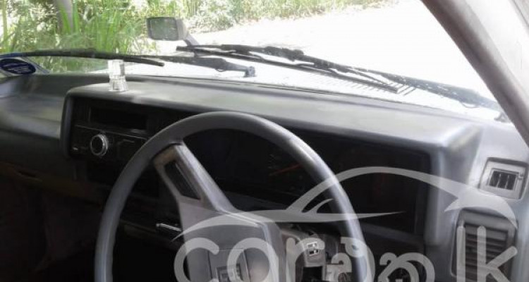 TOYOTA COROLLA KE72 1985