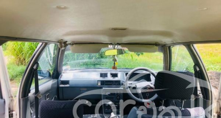 MITSUBISHI LANCER WAGON 1987