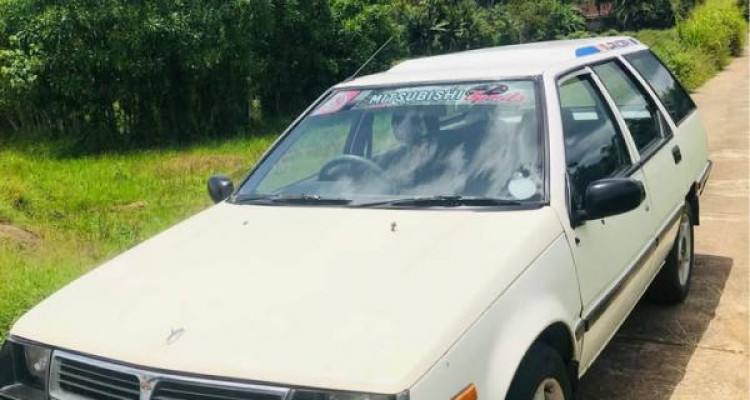 MITSUBISHI LANCER WAGON 1987