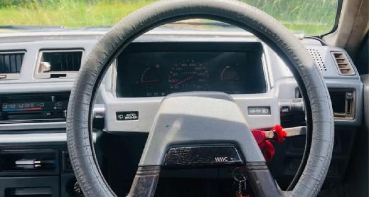 MITSUBISHI LANCER WAGON 1987