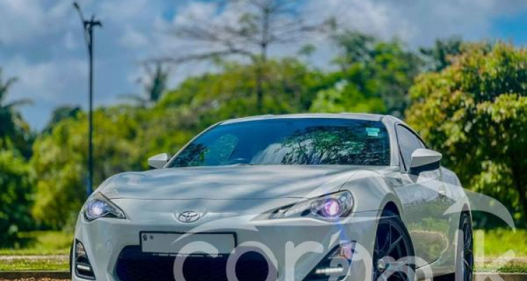 TOYOTA GT86 2012