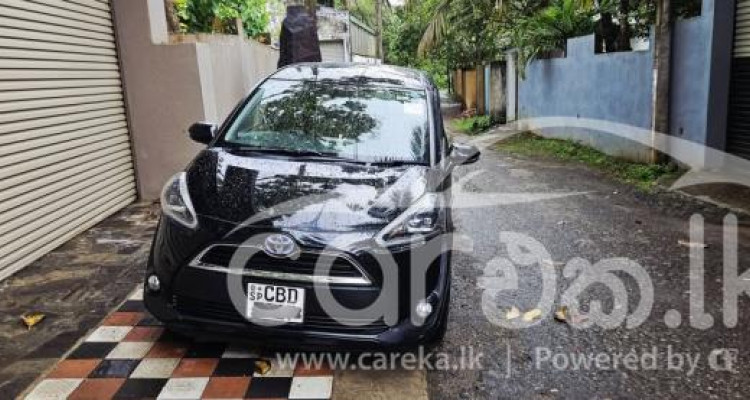 TOYOTA SIENTA 2018