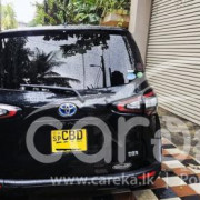 TOYOTA SIENTA 2018
