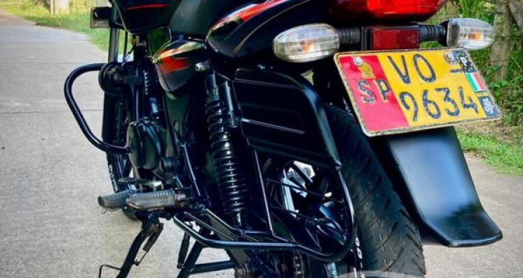 BAJAJ DISCOVER 135 2010