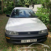 TOYOTA COROLLA 2000
