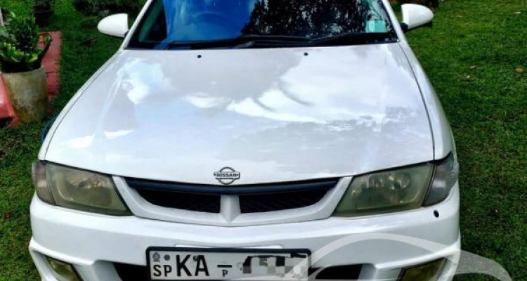 NISSAN WINGROAD 2001