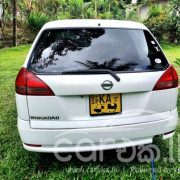 NISSAN WINGROAD 2001