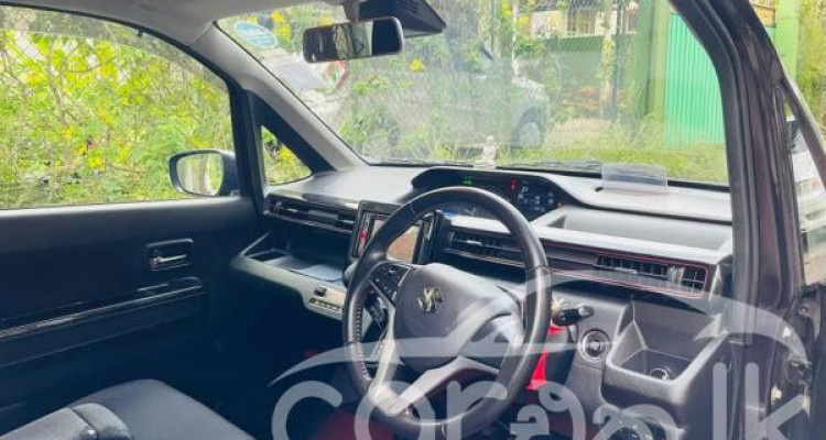 SUZUKI WAGON R STINGRAY 2018