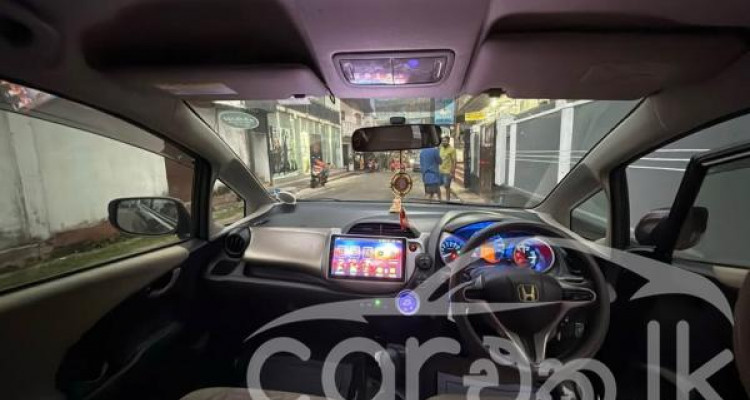 HONDA FIT GP1 2012