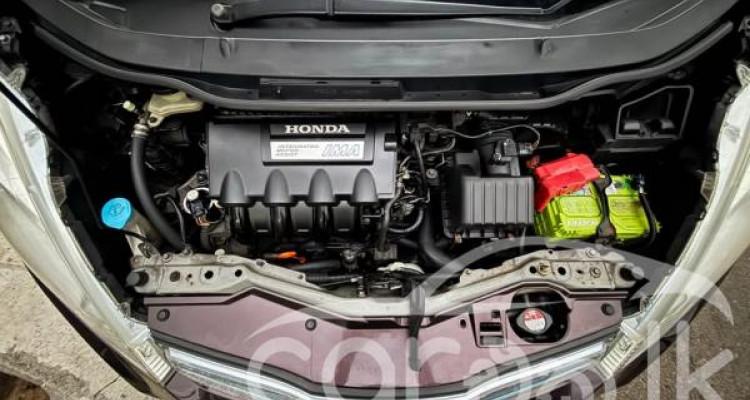 HONDA FIT GP1 2012