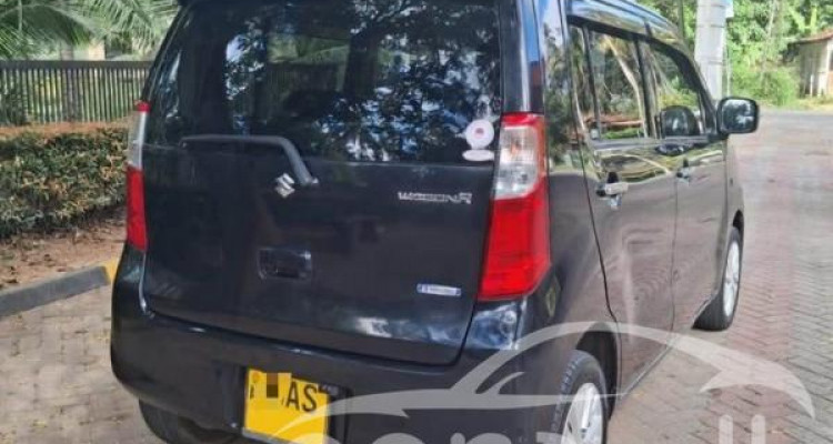 SUZUKI WAGON R FX 2016