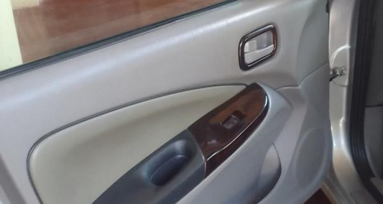 NISSAN SUNNY N16 2001