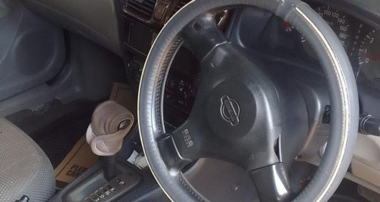 NISSAN SUNNY N16 2001