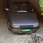 MAZDA FAMILIA 1990