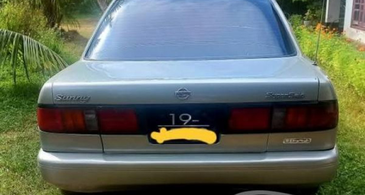 NISSAN SUNNY FB13 1992