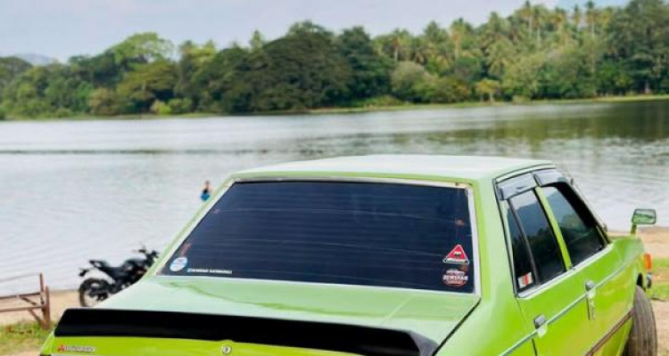 MITSUBISHI LANCER BOX 1980