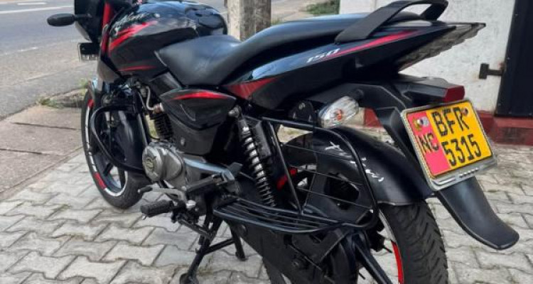 BAJAJ PULSAR 135 2017