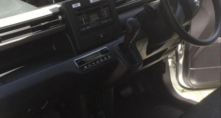 SUZUKI WAGON R FX 2023