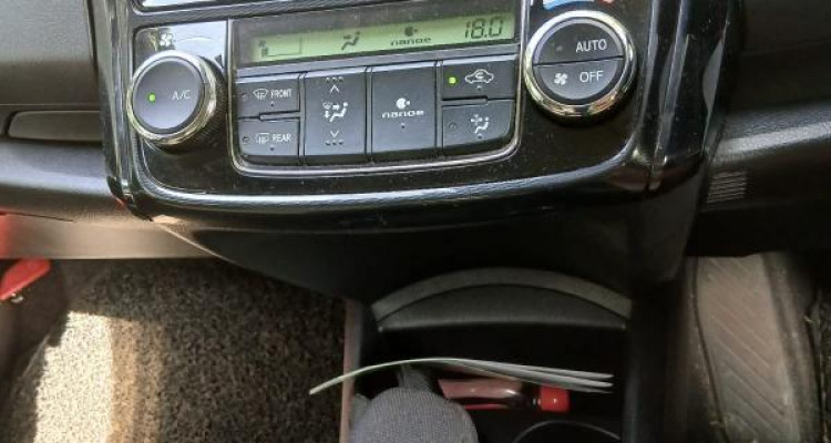 TOYOTA AXIO 2015