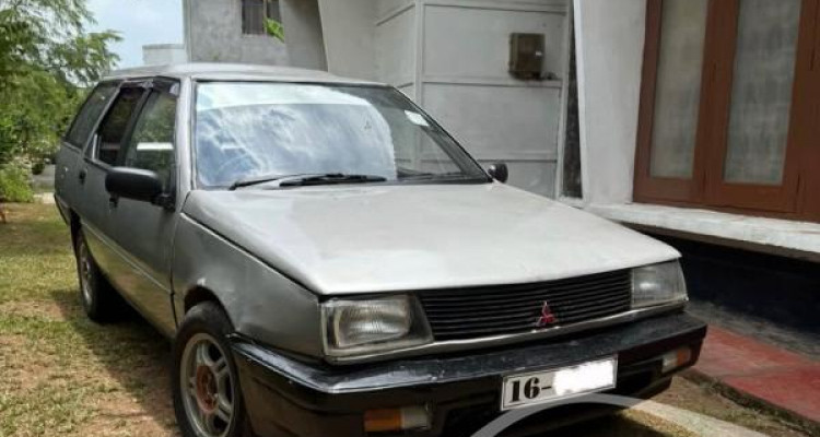 MITSUBISHI LANCER C11 1986