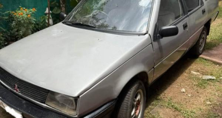 MITSUBISHI LANCER C11 1986