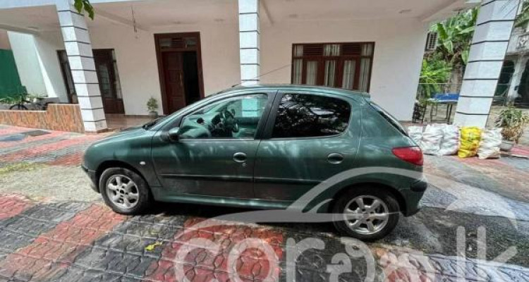 PEUGEOT 206 2002