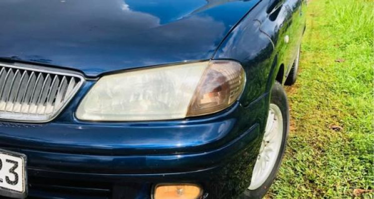 NISSAN SUNNY N16 2001
