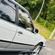 NISSAN BLUEBIRD 1988