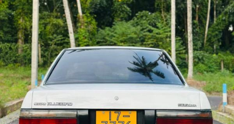 NISSAN BLUEBIRD 1988