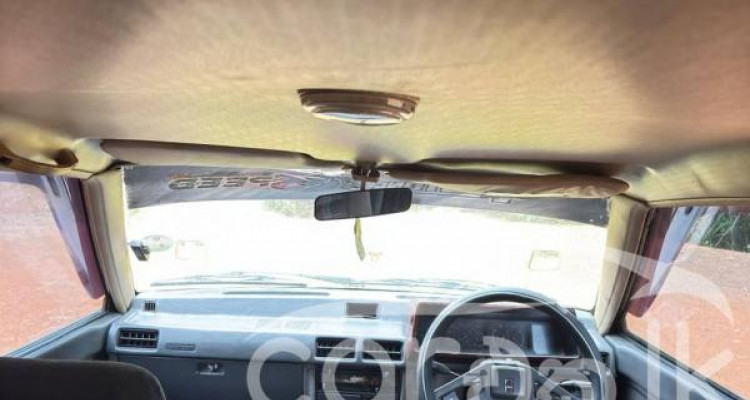 MITSUBISHI LANCER BOX 1982