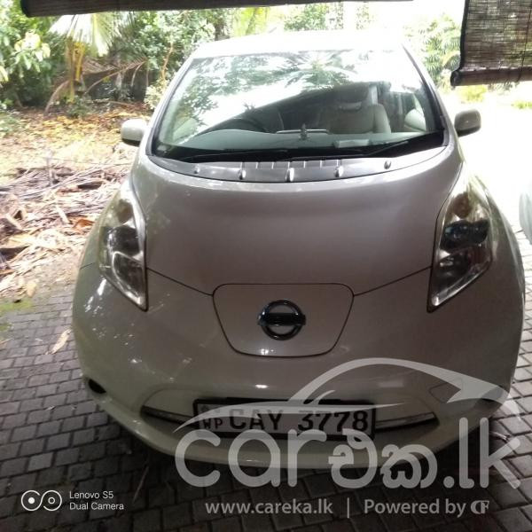 NISSAN LEAF 2012
