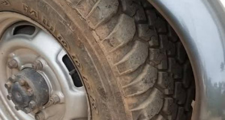 MAHINDRA BOLERO 2004