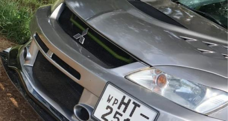 MITSUBISHI LANCER CS1 2003
