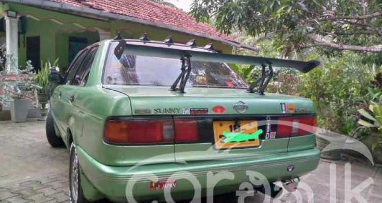 NISSAN SUNNY FB13 1990