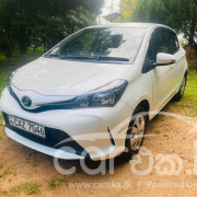 TOYOTA VITZ 2016