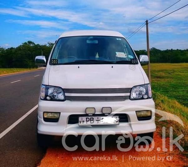 TOYOTA NOAH KR42 2003