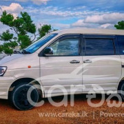 TOYOTA NOAH KR42 2003